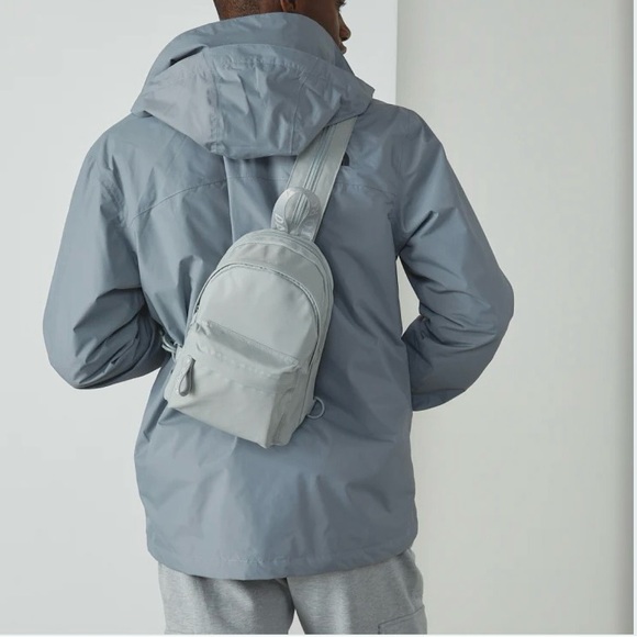 Dare to Roam Blue Convertible Maven Day Pack - Picture 3 of 13